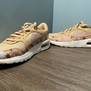 Women’s Nike Air Max SC